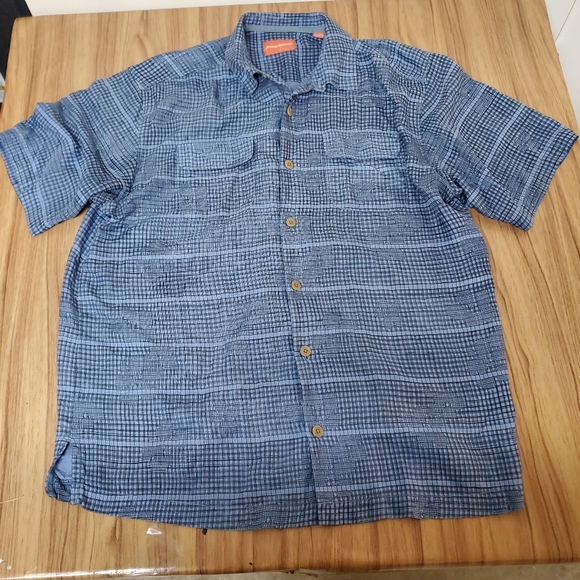 Tommy Bahama Shirt Men's M 100% Silk Blue Button Up Camp Shirt Hawaiian Pockets - Picture 1 of 11